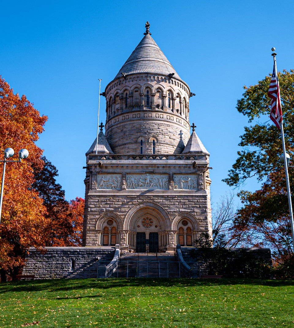 Garfield Tomb