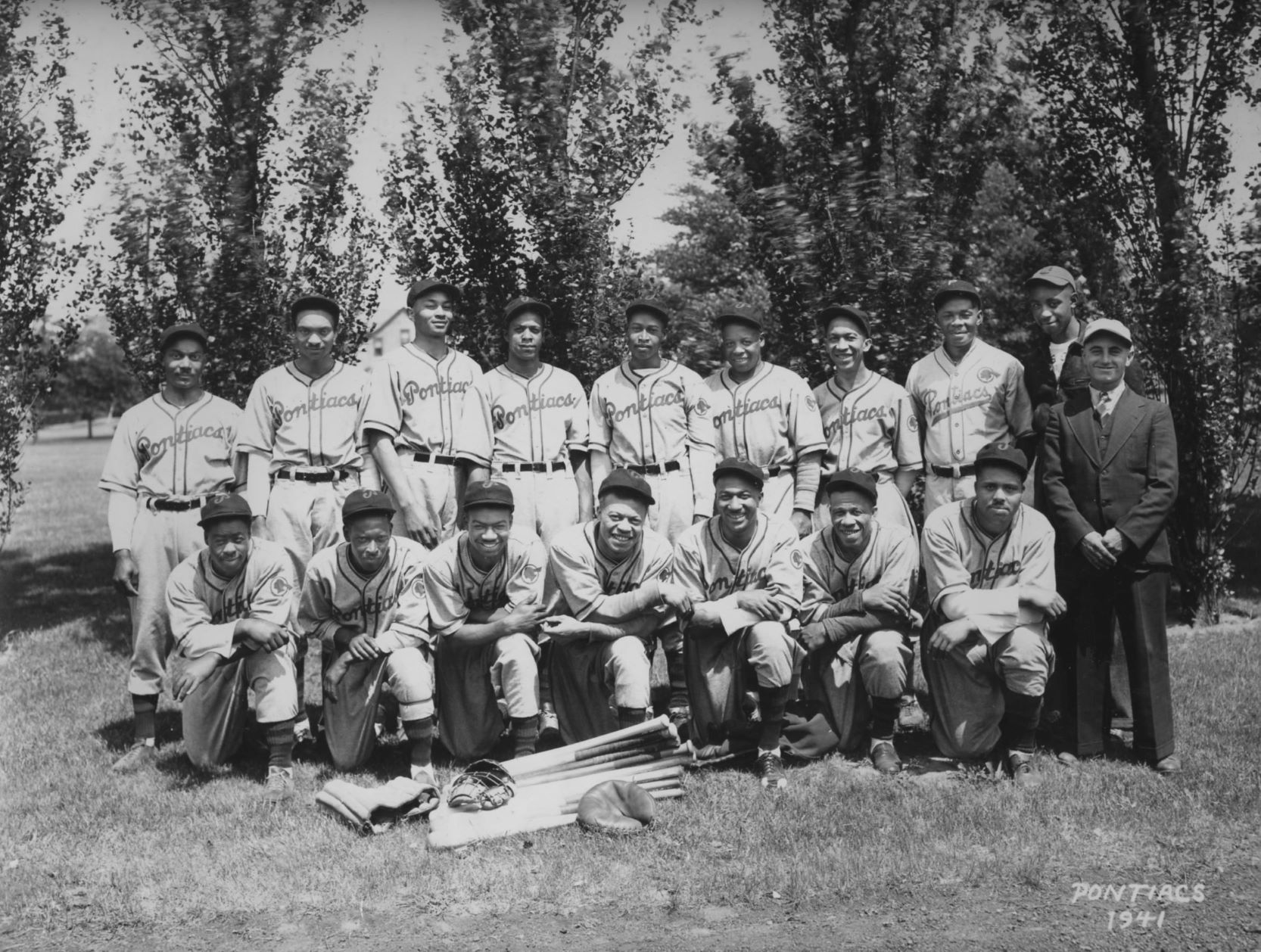 Pontiacs 1941  Baseball team Erie PA